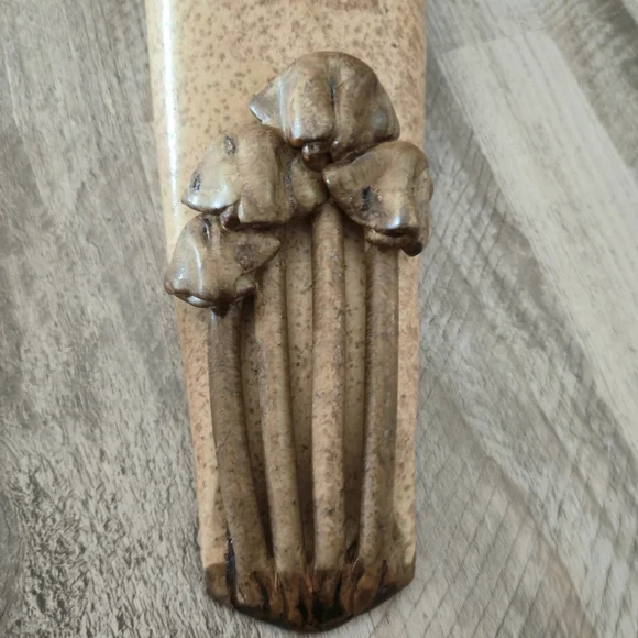 Hilborn Vintage Studio Art Pottery 3D Mushroom Relief Wall Pocket Vase Signed - Picture 4 of 7